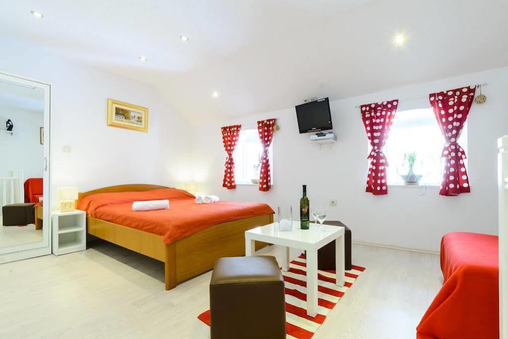 Apartments Bobo Ragusa Esterno foto